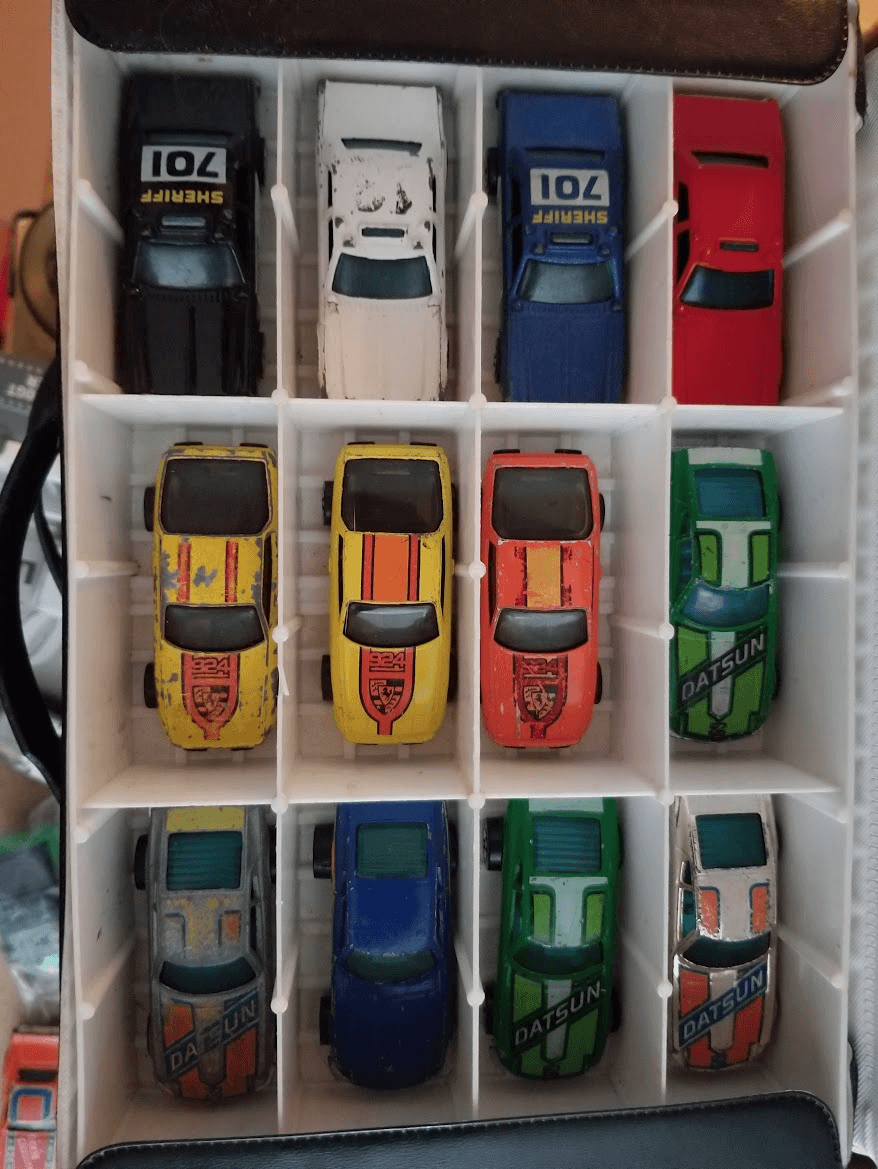 Hot Wheels Highway 35 · Numbered Race Series Collector Case