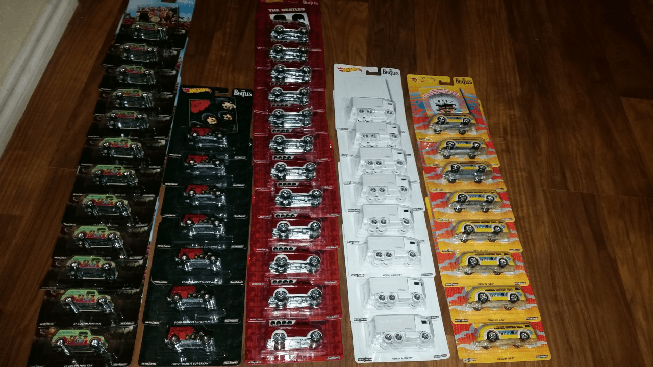 Vintage Carded Hot Wheels · Inventory Lot (40+ pieces)
