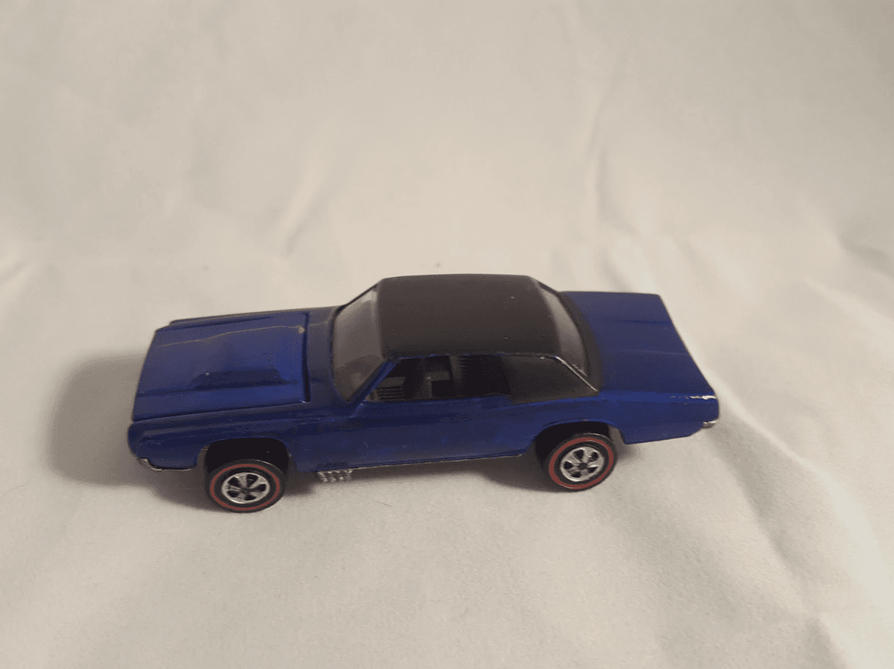 Vintage Hot Wheels Redline · Custom Continental Mark III (Blue)