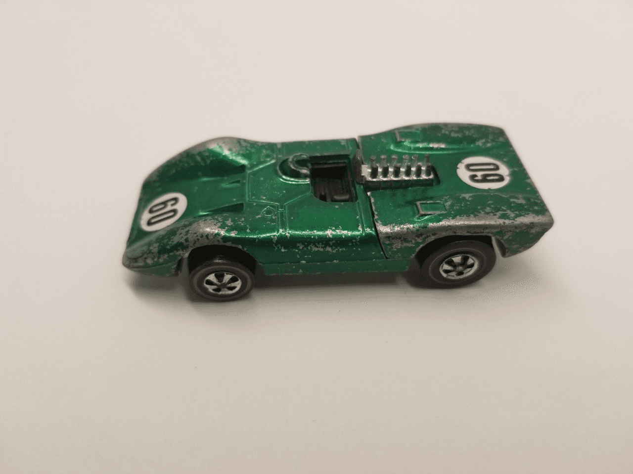 Vintage Hot Wheels Redline · Lola GT70 #12 (Green)